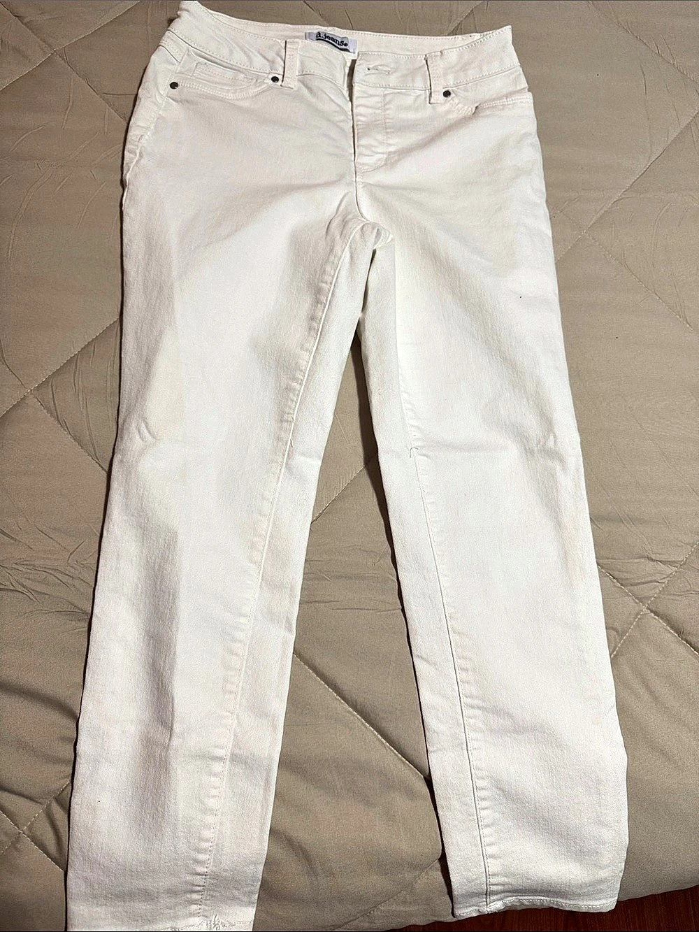 D.jeans Straight Leg Jeans in White Like New